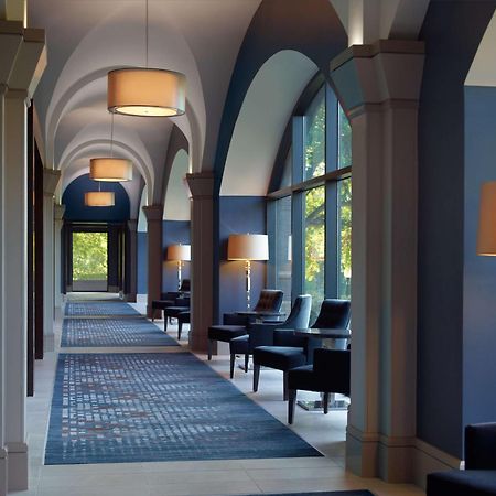 Hilton Atlanta Northeast Hotel Norcross Exterior foto